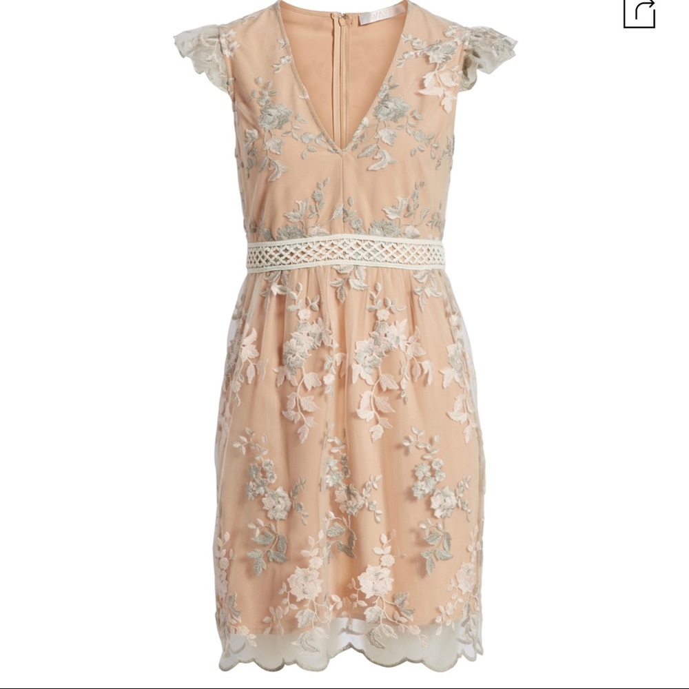 WAYF Oakfield Embroidered Dress